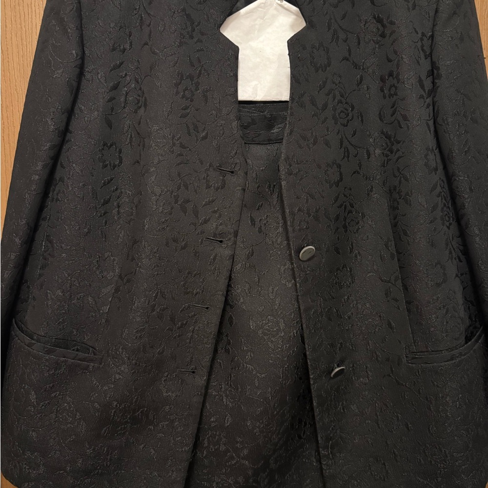 Jones New York Black Floral Blazer